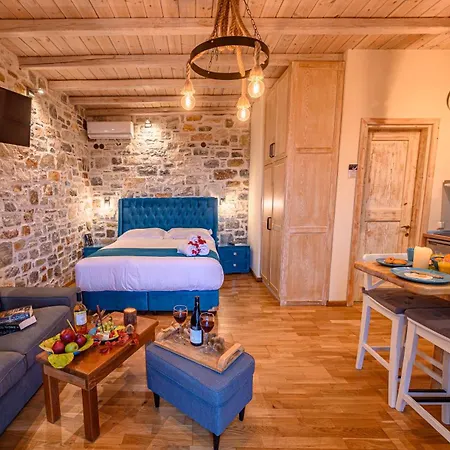 Mple Feggari Apartamento