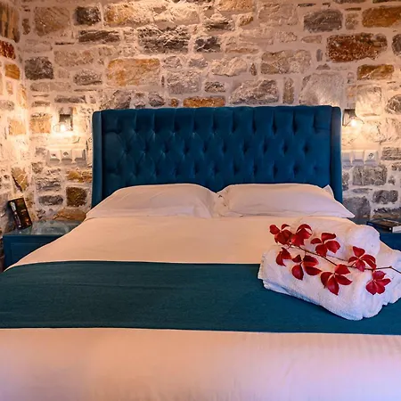 Mple Feggari Apartamento *