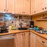 Apartamento Mple Feggari *